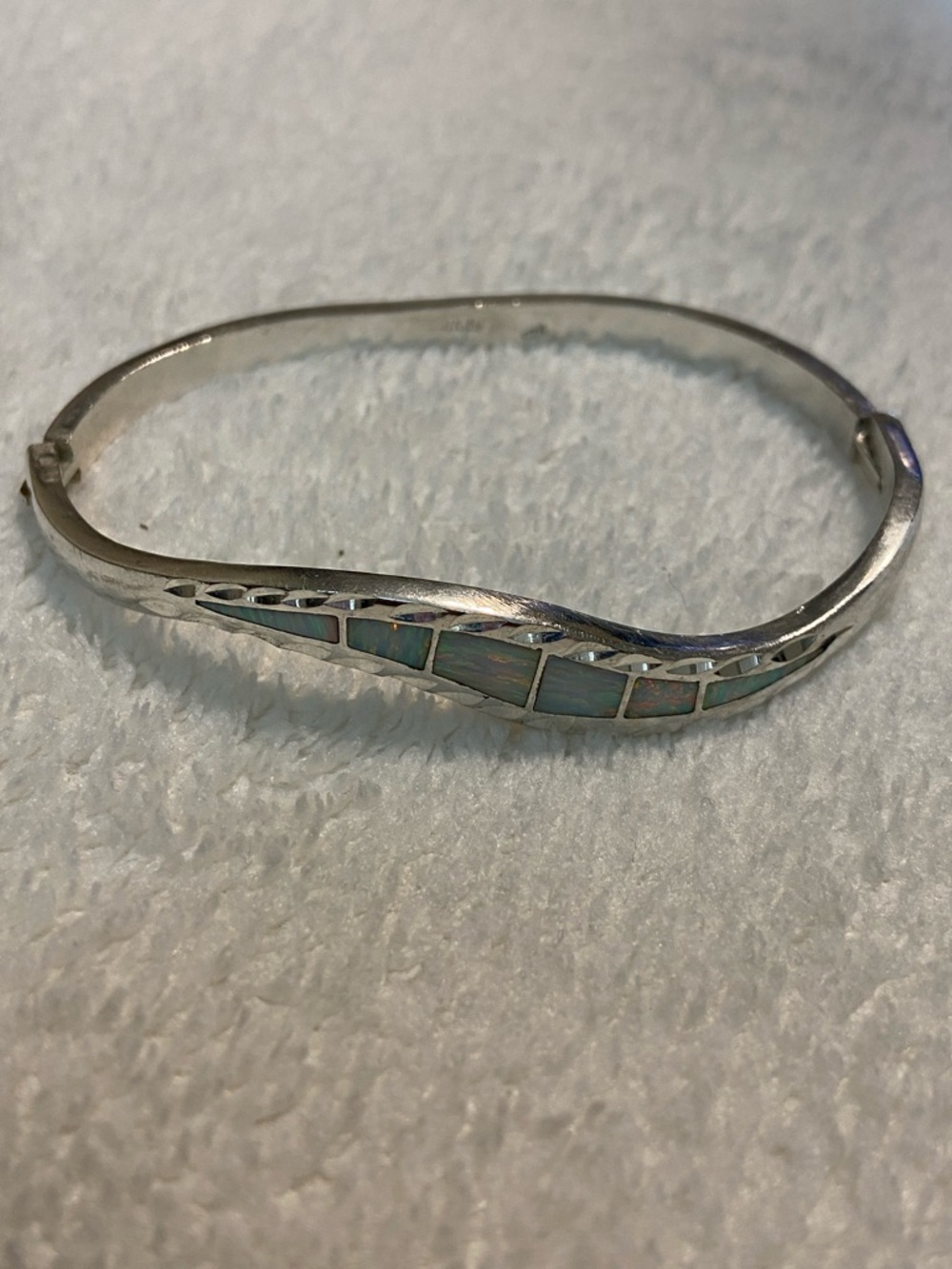 Sterling Silver 925 Mexico Opal Inlay Women's Bangle Bracelet - Iridescent